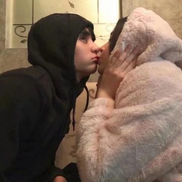 情侣头像抽烟男头