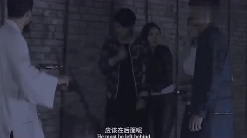 盗墓惊魂之锁魂:几人来到墓地，没想到这里面还有千年的僵尸!