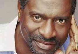 阿非莫·奥米拉 