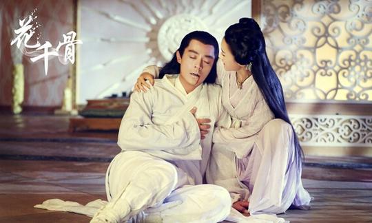 花千骨搞笑花絮揭画骨夫妻私下关系糖宝落十一吻戏曝光