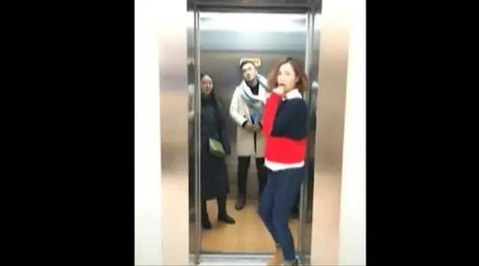 抖音热播"电梯舞"?专家:危险!千万别模仿!