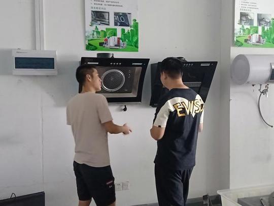 家庭清扫赚钱方法(小投资冷门暴利行业)
