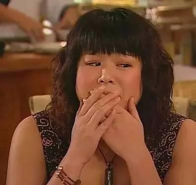 娱乐正文最近搜集素材,真的被这个女人美到双眼发直2006年为了演