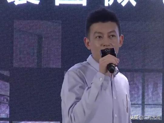 陈冠希分享创业故事，鼓励年轻人坚持自我