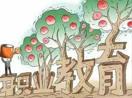同时,在此基础上构建融合课程资源,实践教学资源,创新创业教育资源