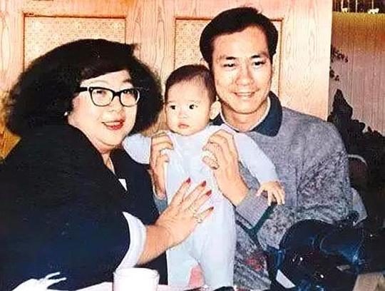 郑欣宜官宣结婚!外籍老公高大帅气，“肥姐”千万遗产被再度关注
