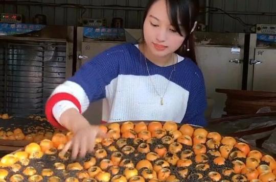 90后女子靠卖茶叶创业,月入1万不是小数目,想找个男友