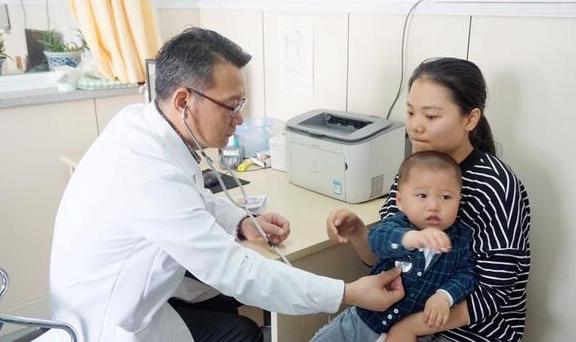 母乳喂养什么时候开始最好