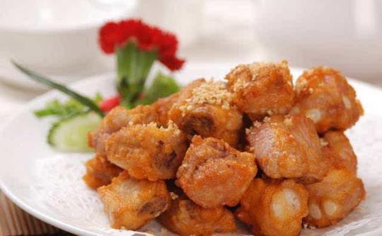 9蒜香酥炸排骨