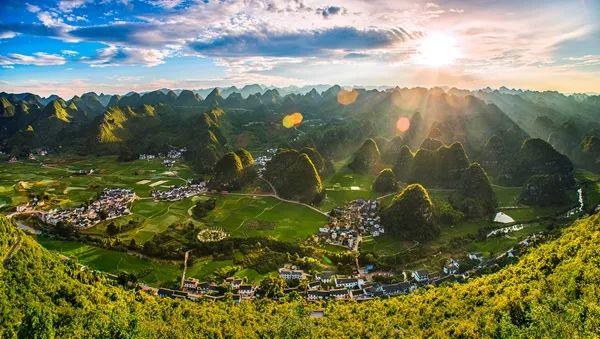 黔西南:山地旅游胜地户外运动乐园