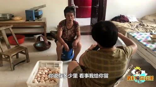 创业夫妻去农户家里收土鸡蛋，柴鸡鸡蛋一块钱1个，你感觉贵吗?
