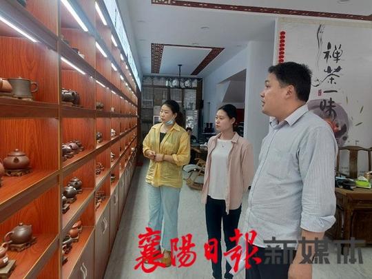 共青团谷城县委积极组织大学生申报创业扶持项目