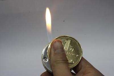 新奇特地摊货_1元硬币挂件个性创意新奇特精