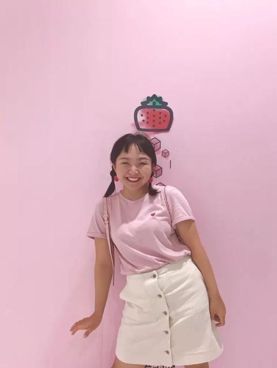 一本正经起来也搞笑,说的就是辣目洋子了吧