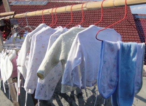 宝宝穿别人的旧衣服好吗
