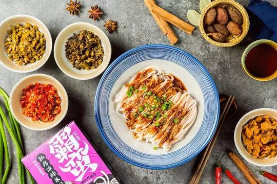 真材实料!90后北大硕士创业卖牛肉米粉,如今估值超6000万