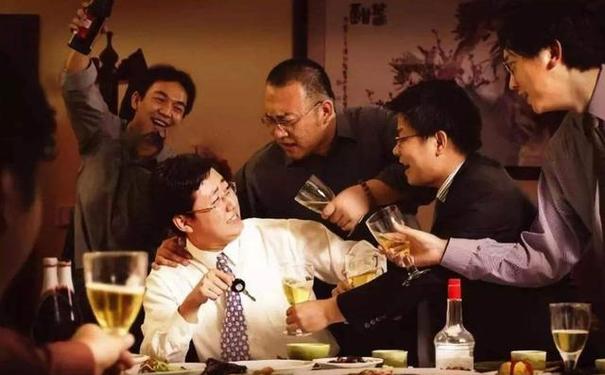 海阔凭鱼跃,天高任鸟飞;天道酬勤奋,鲲鹏展宏图;青云上高楼,升职