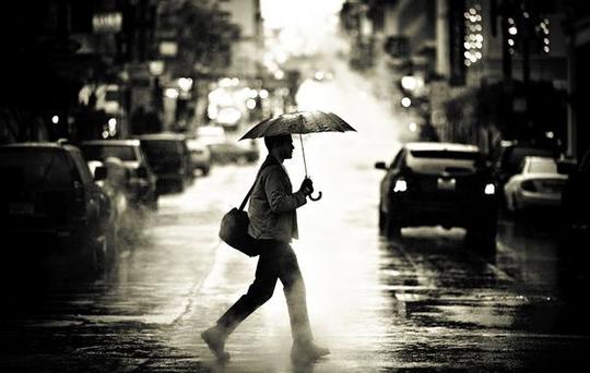 欧美街头下雨素材