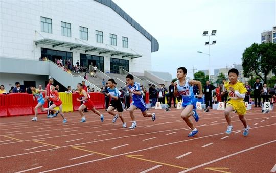 2019最新运动会加油稿15篇_学生运动会祝福语