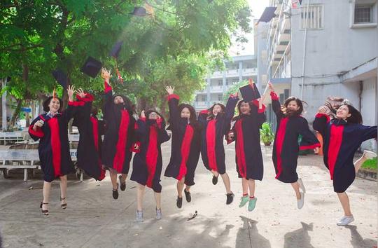 农学这个专业较为冷门,许多学生听见农业这两个字就不愿意报考,所以
