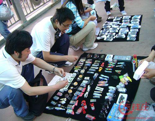 2014年冬天摆地摊卖什么最赚钱?