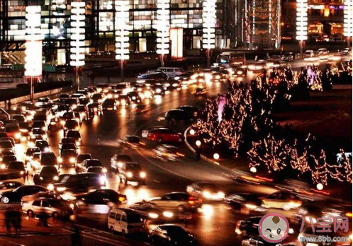2019国庆路上堵车的朋友圈说说