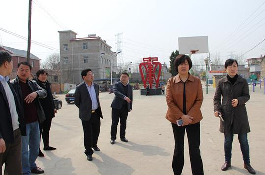 市妇联主席李萍一行实地考查大通区2015年度妇女创业项目申报工作