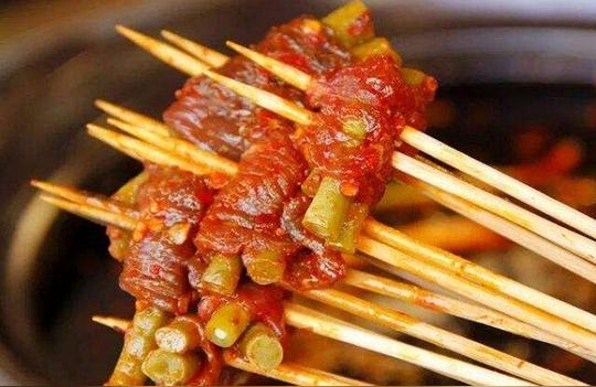 大嘴巴串串香加盟店