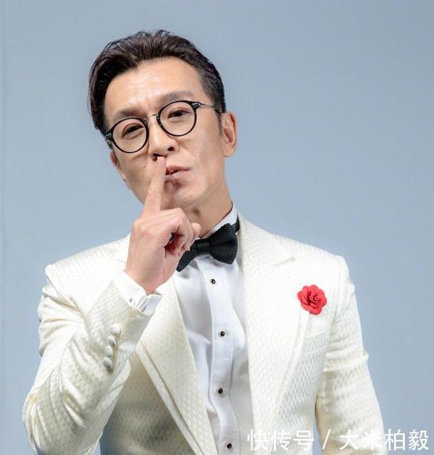 央视主持人李咏得癌症吗