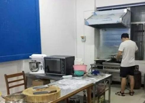 饿了自己开小灶!湖北高校食堂惊现"共享厨房"