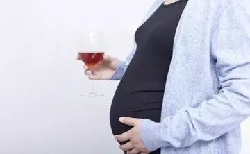 孕妇能喝红酒吗（孕妇喝了一点红酒有影响吗）