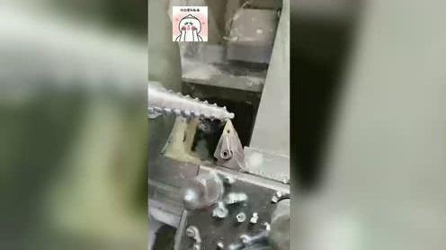 数控车床，车个玲珑宝塔玩玩，大家看看像吗?。