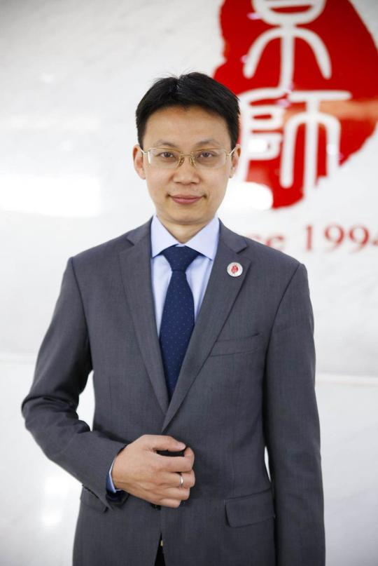 17:00-17:30项目路演及自由交流演讲嘉宾创业导师:胡国庆律师