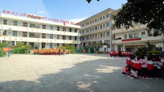 实拍小学校园高清视频素材