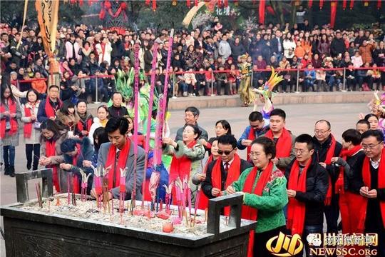 春节】广汉三星堆再现古蜀祭祀近3万人