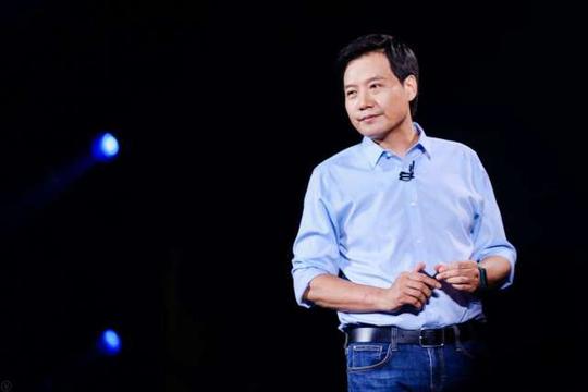 小米10周年雷军演讲：艰辛创业路，有伙伴信任，有米粉支持，真好