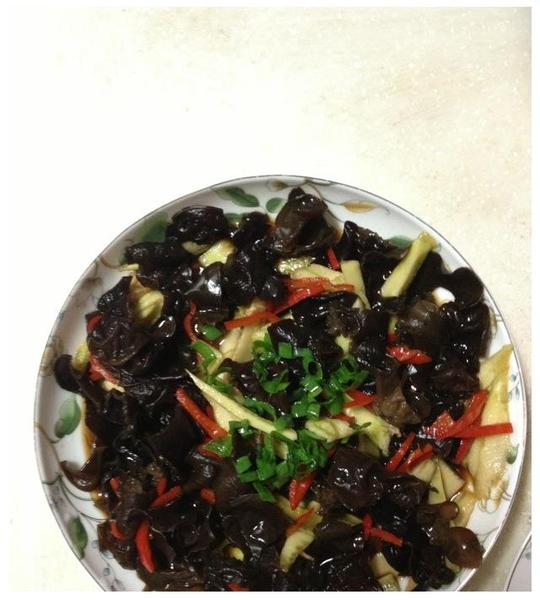 老太太用这种方法，来做菜，垂涎欲滴，3分钟快手菜