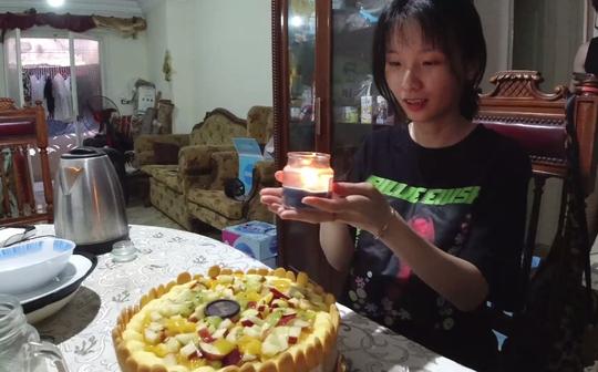 在埃及过的第二个生日生日快乐!l炸鸡火锅螺蛳粉杰克南瓜酥l地中海边落日