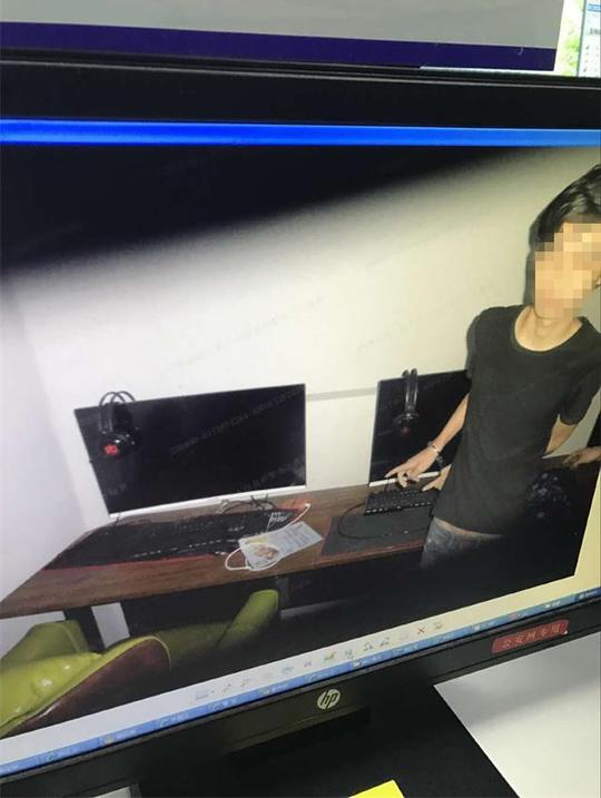 大学生偷手机自作聪明被识破