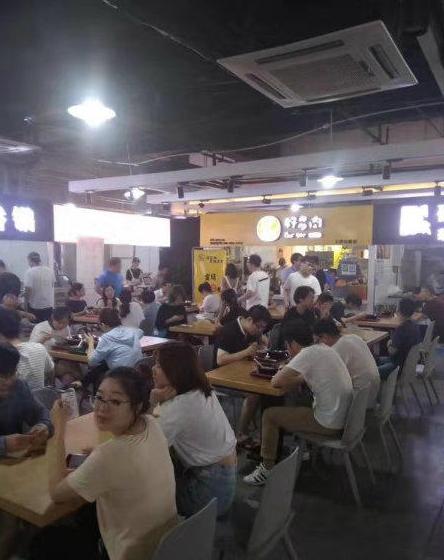 办公公寓配套餐饮中晚生意有保障人流量大外卖单量高随时看
