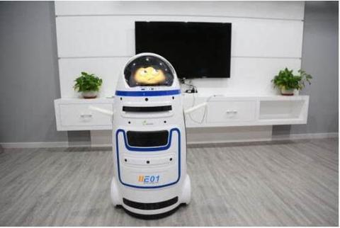 家庭服务机器人小胖