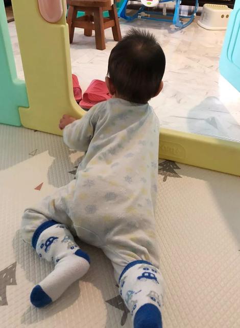 孩子摔倒了该不该扶作文