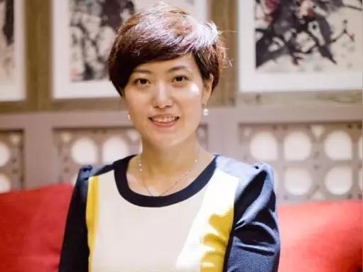 她是一位25岁就创业成功的美女中医博士!