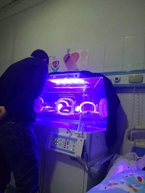 哪些黄疸宝宝不能做蓝光治疗