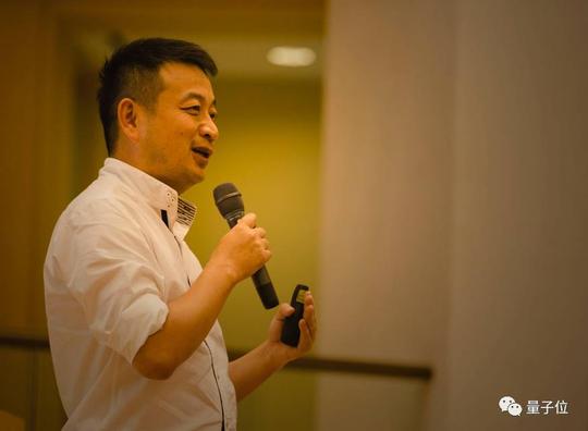 携程梁建章:人工智能不会带来失业危机,也不会取代人类进行创新
