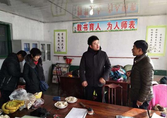 80后辽宁创业小伙的公益路让受助人心灵上也富有
