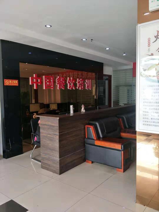 创业就选餐饮行业,一个一年四季,三百五十六天,都可以经营的行业,人