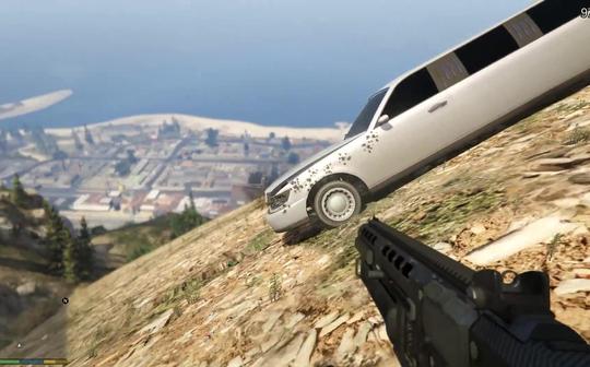 gta5全枪械威力对豪华轿车测评【警察我没有偷车/帝哥】