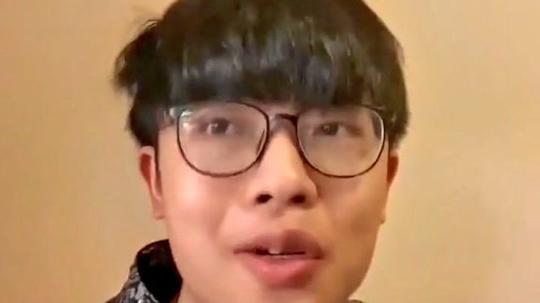 @蛇皮饼小干发了短视频，你尽管点开，不好看算我输!