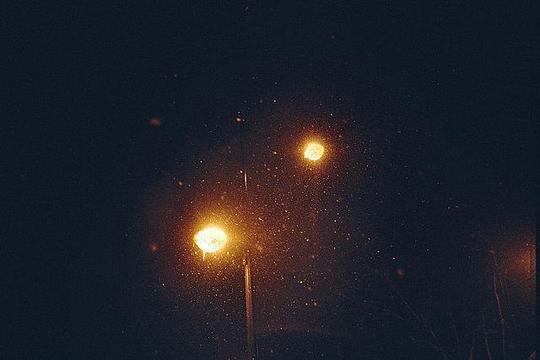 夜晚那一抹伤感灯火